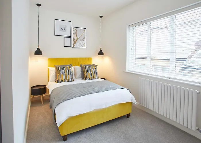 Host & Stay - Routh Walk
